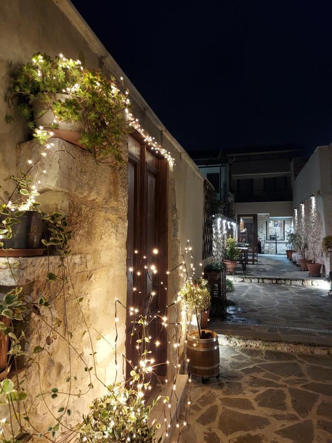 Virsa Boutique Rooms Ioannina Buitenkant foto